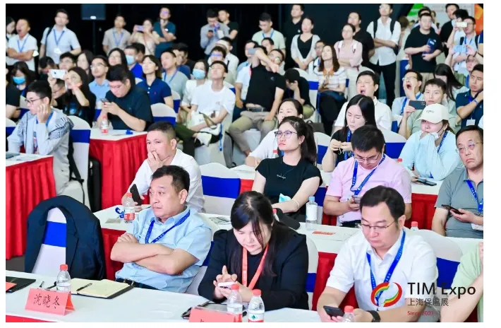 TIM同期论坛丨上海俊骅新材料有限公司总经理/高级工程师罗宗美《三聚氰胺泡棉在隔热保温领域的应用》演讲分享(图4) image.png