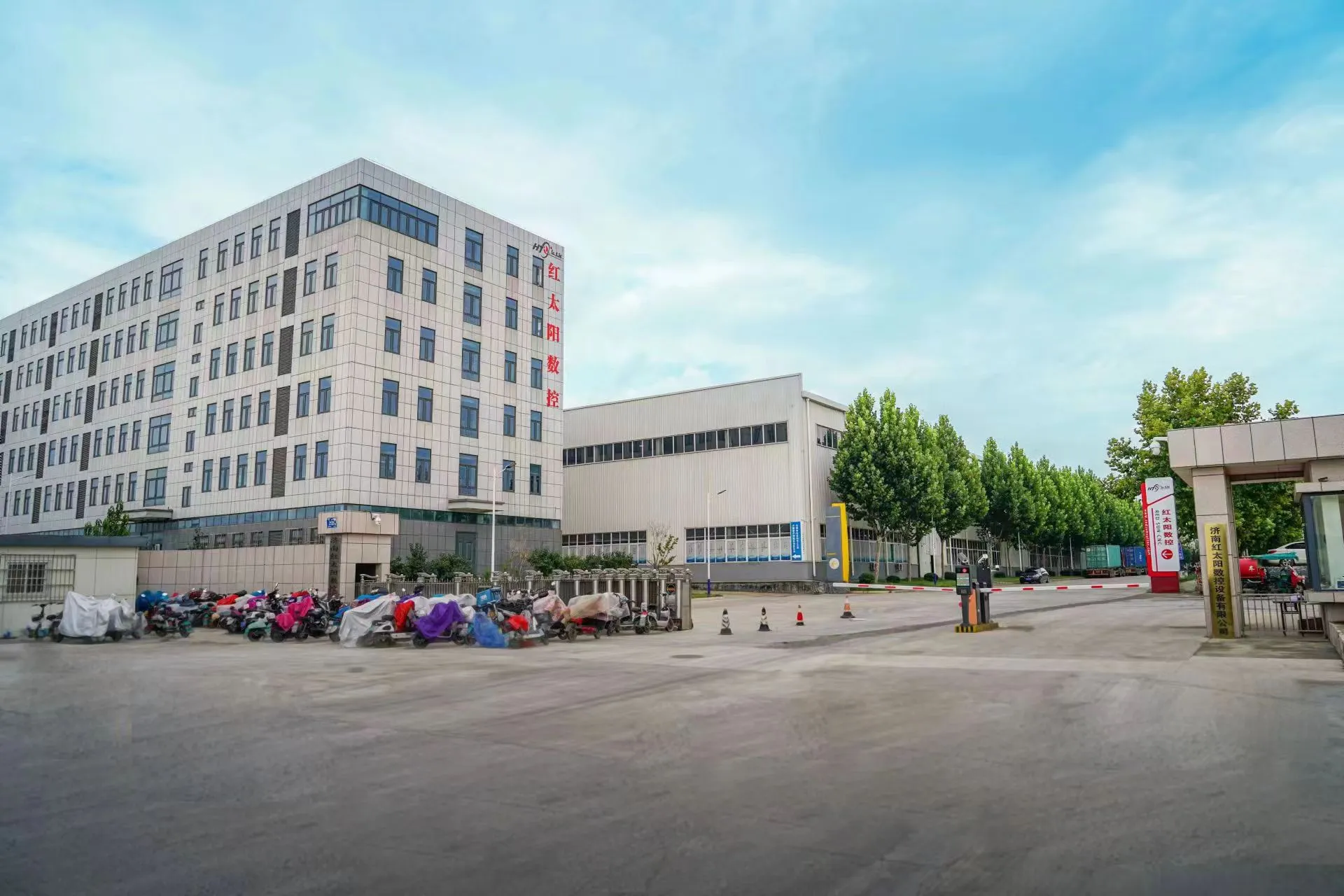 Jinan Red Sun CNC Equipment Co., Ltd.(图1) 厂房2.jpg